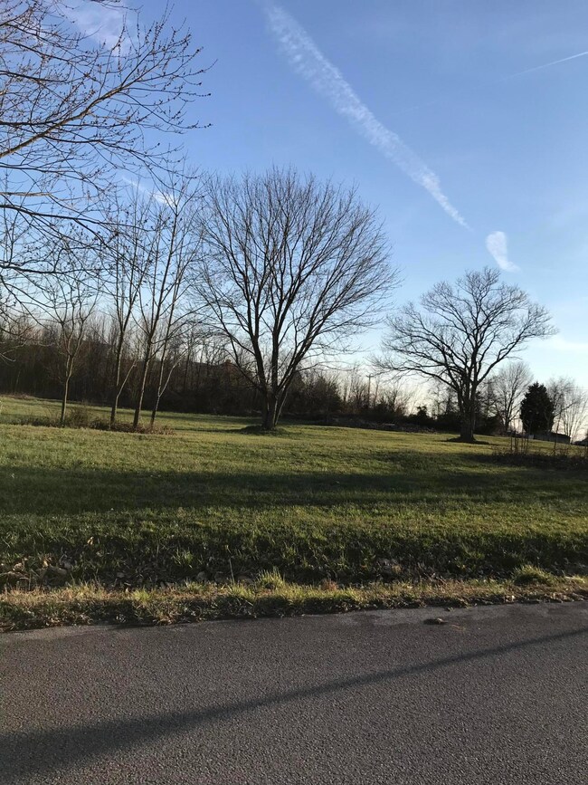 AE483D8E-3D1C-4408-B81B-57C8D51C207F<|><