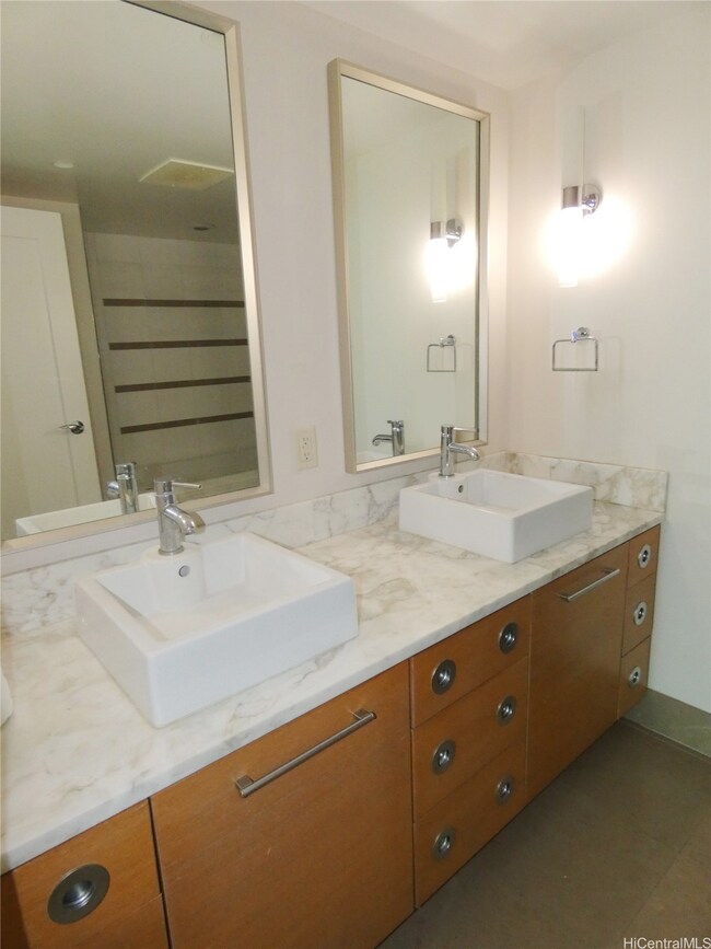Ko'olani unit 3405, Honolulu, HI 96814 - photo 6