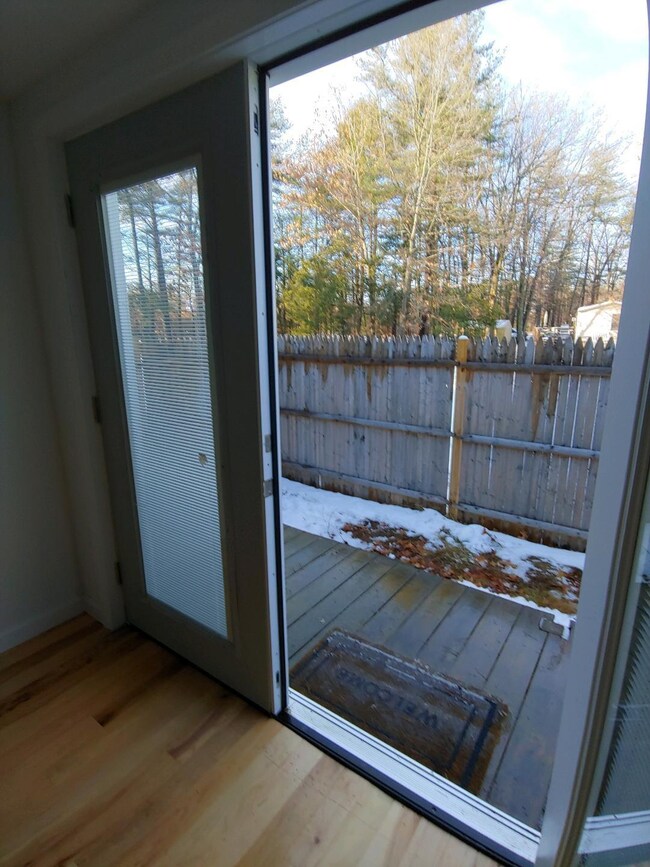 3 Whittier Dr unit A, Seabrook, NH 03874 - photo 5