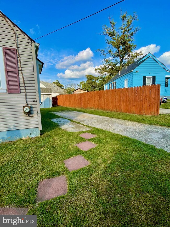 5813 63rd Ave, Riverdale, MD 20737 - photo 6