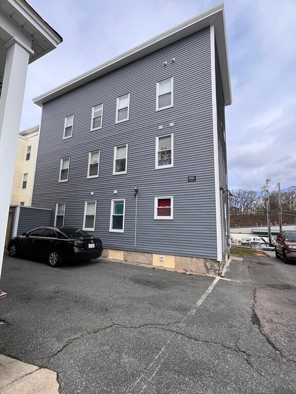 786 Social St, Woonsocket, RI 02895 - photo 4