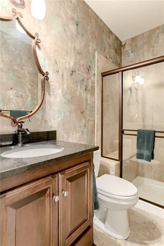 8212 Lone Elm Rd, Lenexa, KS 66220 - photo 4