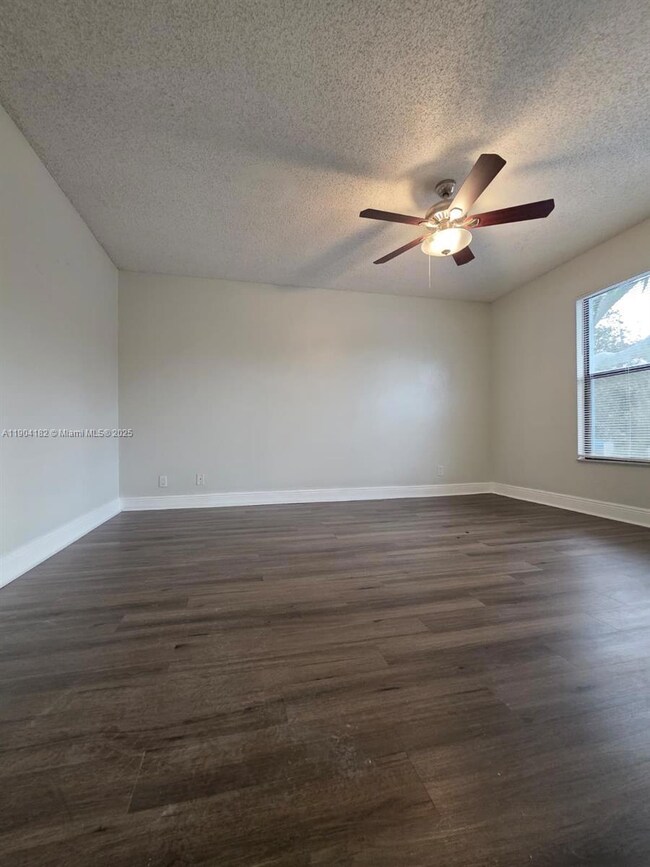 1620 Balfour Point Dr unit H, West Palm Beach, FL 33411 - photo 7