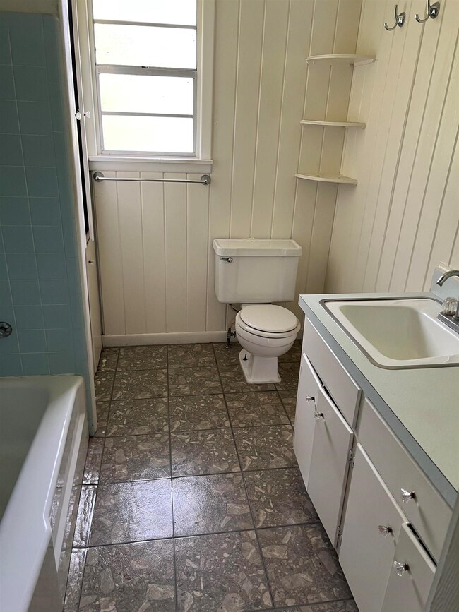 103 Purify Bay Rd, Crawfordville, FL 32327 - photo 7