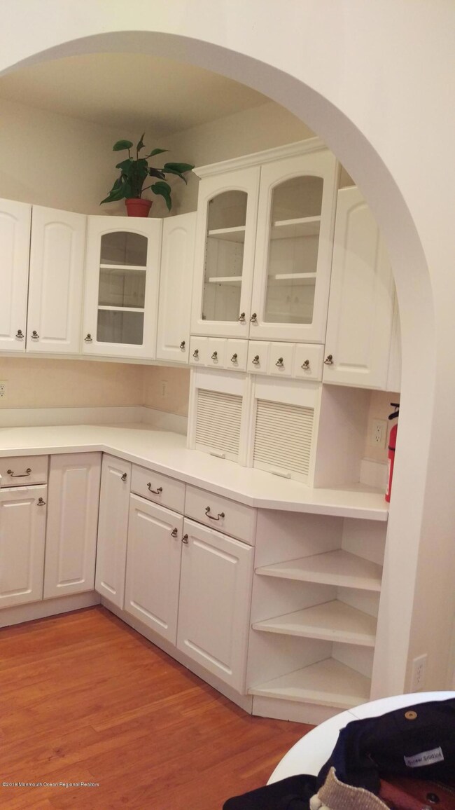 23 Myrtle Ave unit 2, Keyport, NJ 07735 - photo 2