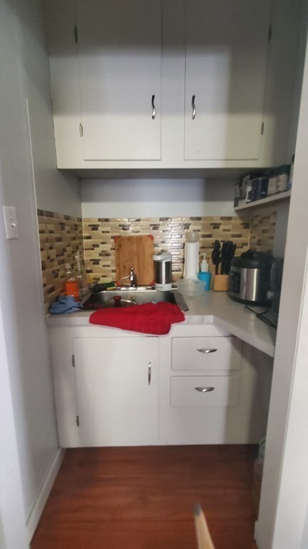 20 Perry Ave, Worcester, MA 01610 - photo 5