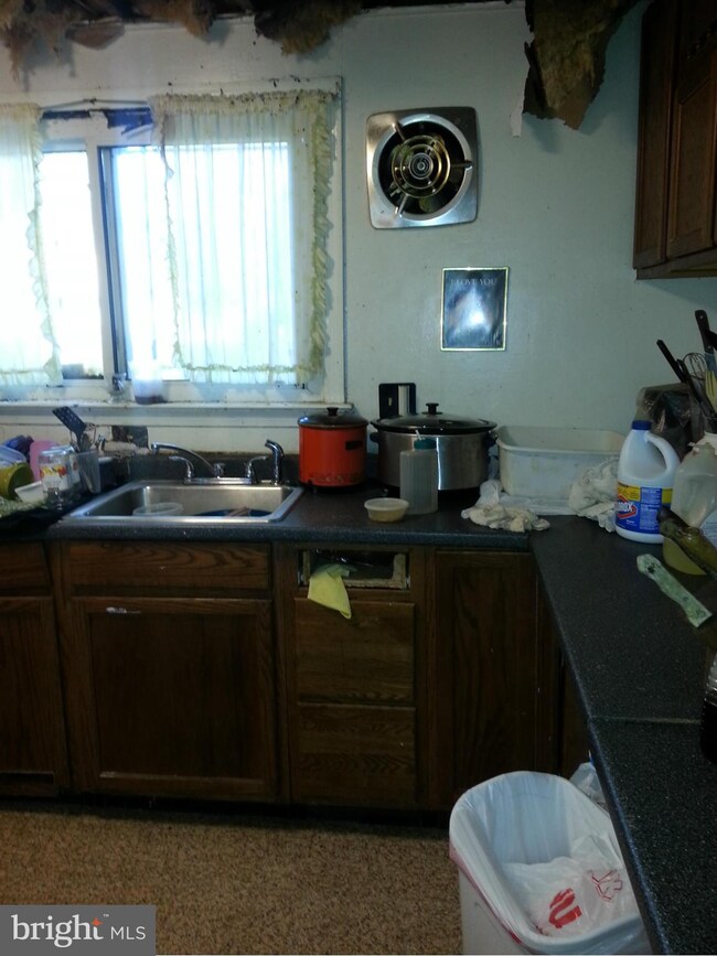 4250 Dix St NE, Washington, DC 20019 - photo 7