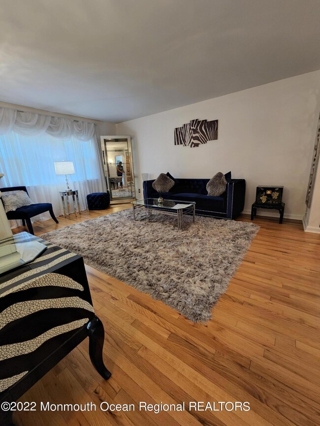 730 Clark Ave, Ridgefield, NJ 07657 - photo 5