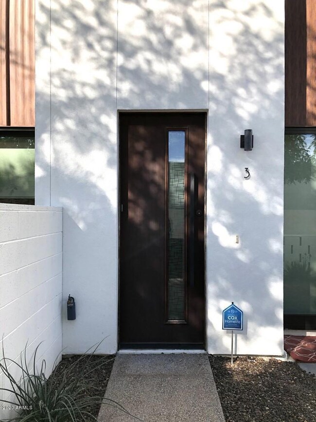 540 W Mariposa #3 (2)