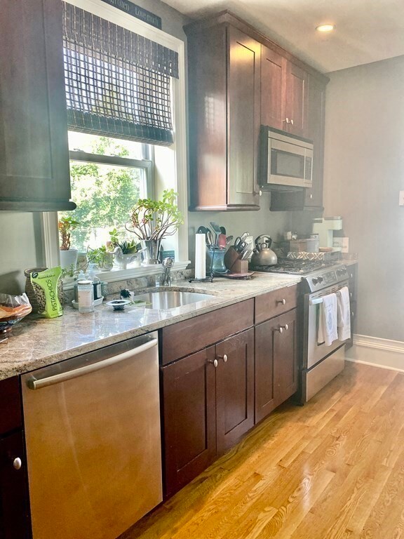 42 Van Winkle St unit 3, Dorchester Center, MA 02124 - photo 6