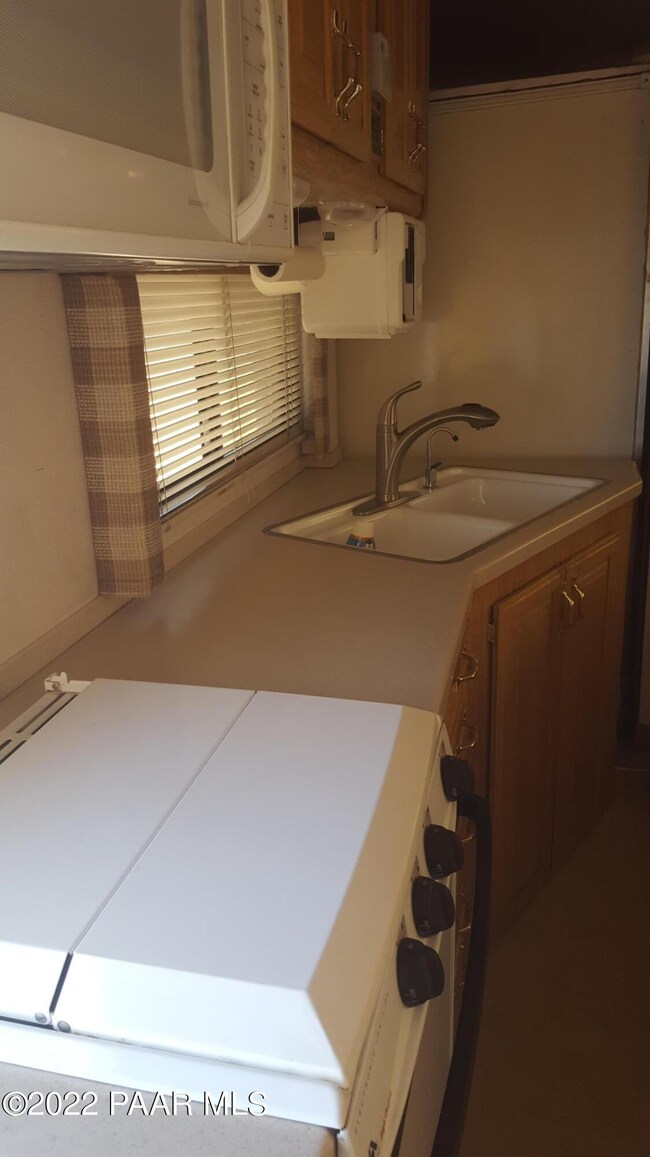 3831 N Lore Way, Ash Fork, AZ 86320 - photo 4