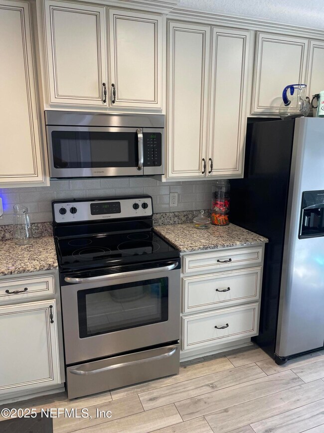 8715 Belle Rive Blvd unit 1602, Jacksonville, FL 32256 - photo 4