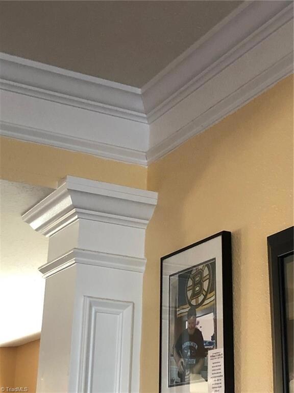 Beautiful crown moulding downstairs.