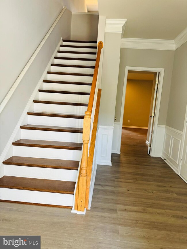 45627 Waterloo Station Square, Sterling, VA 20166 - photo 2