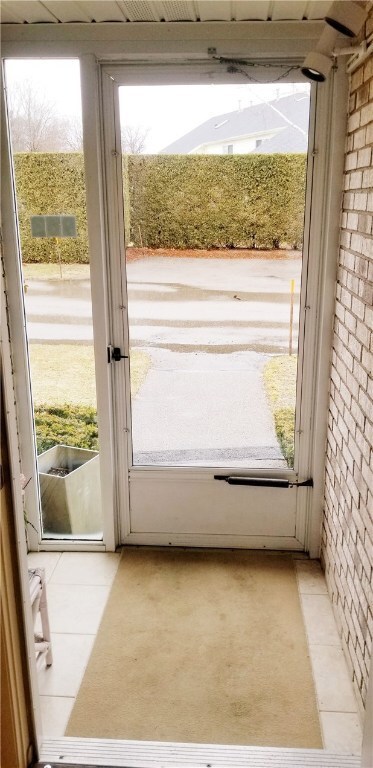 963 Great Hill Dr unit 963A, Warwick, RI 02886 - photo 6