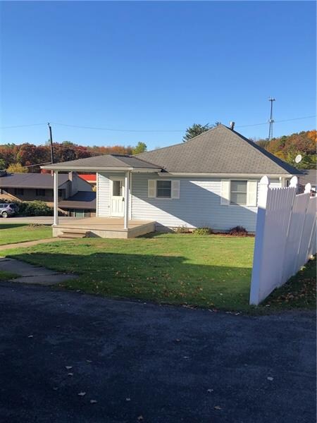 610 Plum St, Indiana, PA 15701 - photo 4