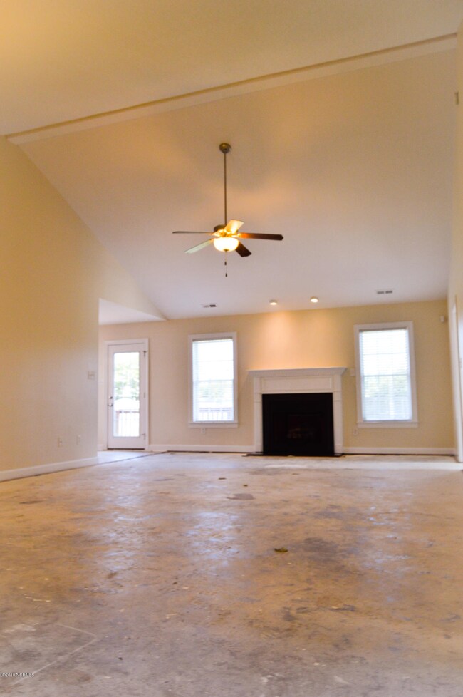 205 Edgefield (7)