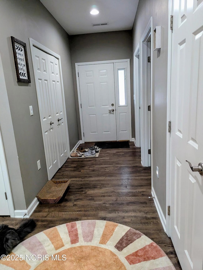 813 Murbach St, Archbold, OH 43502 - photo 2