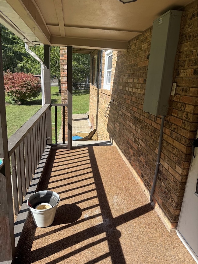 60 Woodward Ave, Pineville, WV 24874 - photo 6