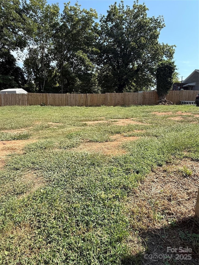 907 3rd Street Ct SW, Hickory, NC 28602 - photo 6