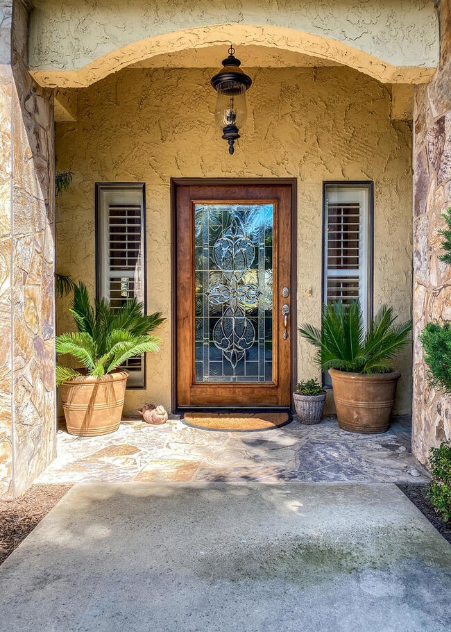 5309 Prospect Ct Visalia CA-large-028-00