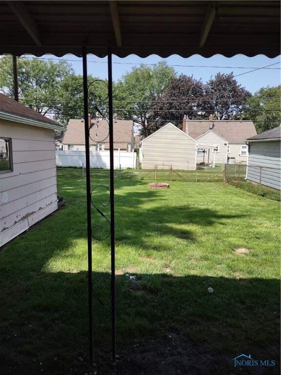 3011 121st St, Toledo, OH 43611 - photo 4