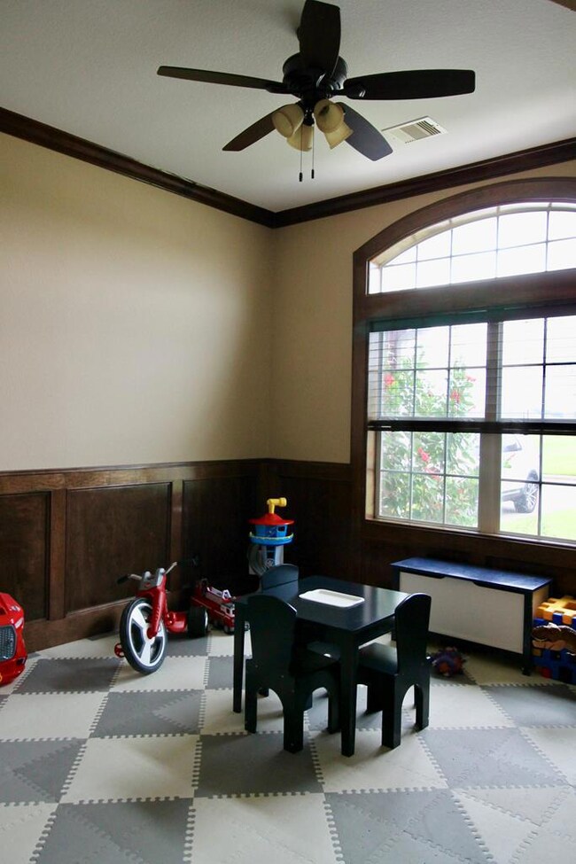 3244 El Camino St, Bay City, TX 77414 - photo 5