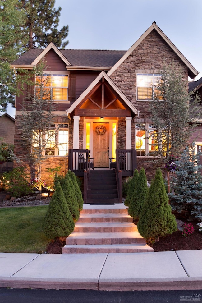 60796 Goldenwood Loop, Bend, OR 97702 - photo 2