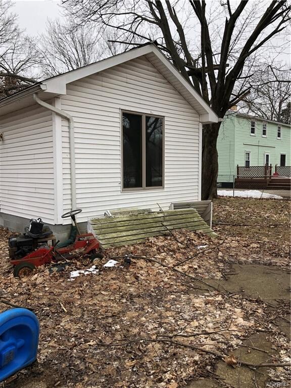 1464 Forbes St, North Tonawanda, NY 14120 - photo 4