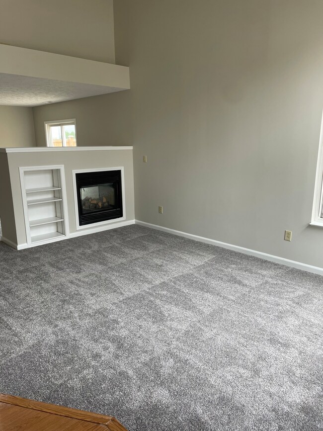 2664 Frasier Fir Dr, Greenwood, IN 46143 - photo 3