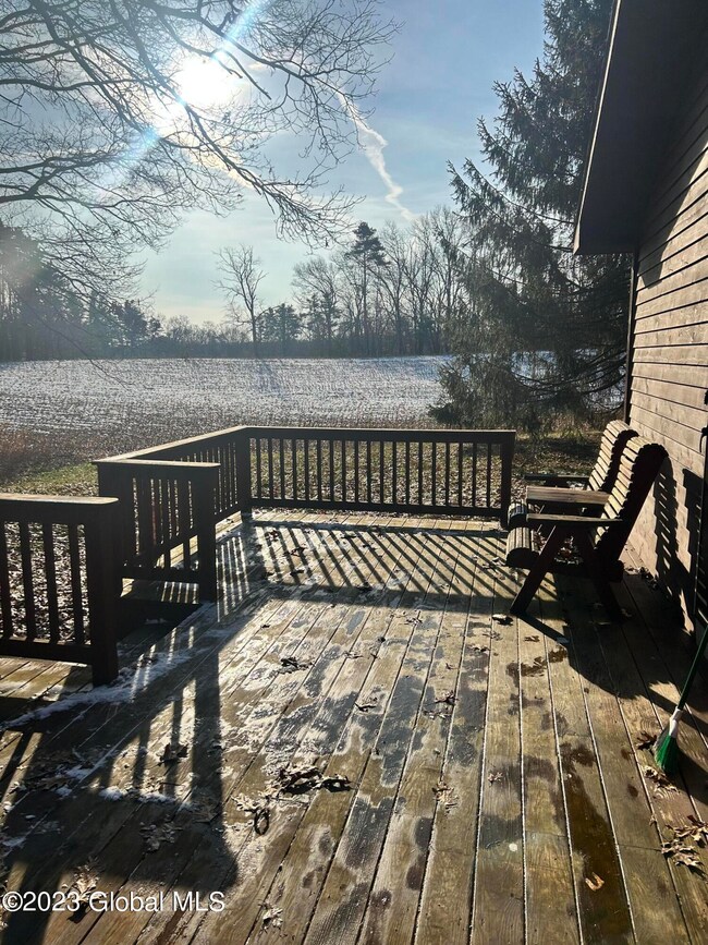 108 Louden Rd, Saratoga Springs, NY 12866 - photo 4