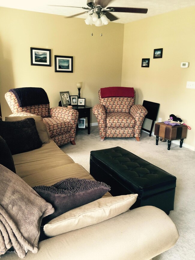 6705 Arbor Creek Dr unit 15, Louisville, KY 40228 - photo 4