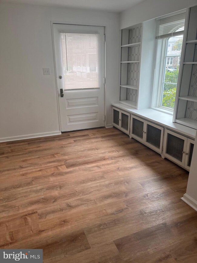 100 Grandview Rd unit 1, Ardmore, PA 19003 - photo 2