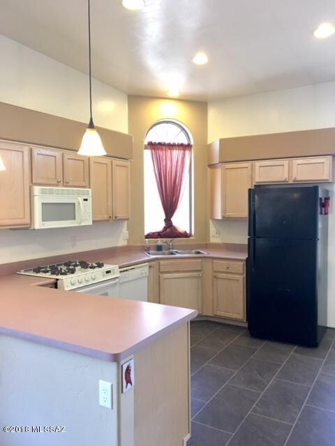 Spacious kitchen
