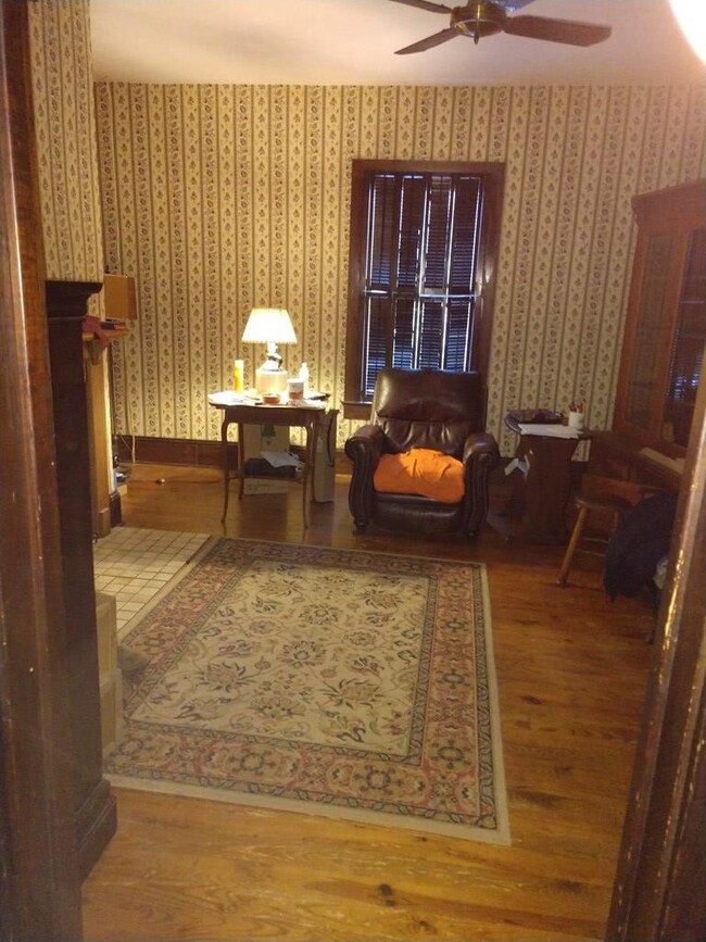 Photo 4
