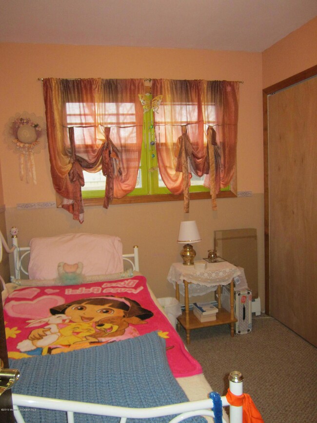 2nd Bedroom