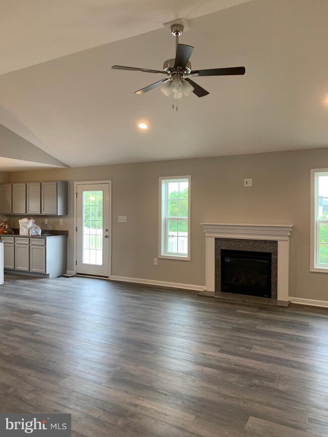 85 Constellation Rd, Inwood, WV 25428 - photo 3