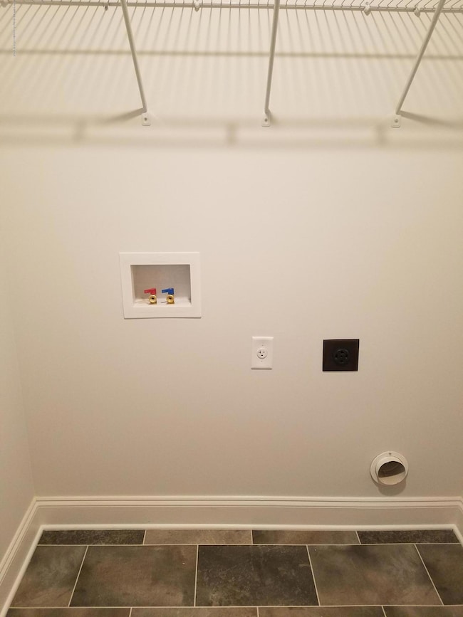 LOT 113 CLOSING PIC 6