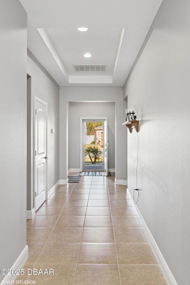 Entry/Foyer