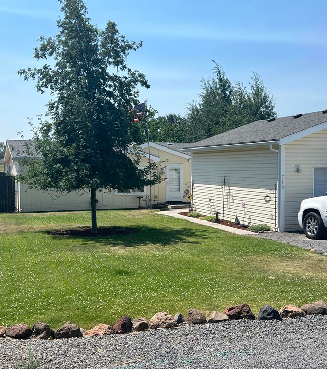 7550 Hilyard Ave, Klamath Falls, OR 97603 - photo 3