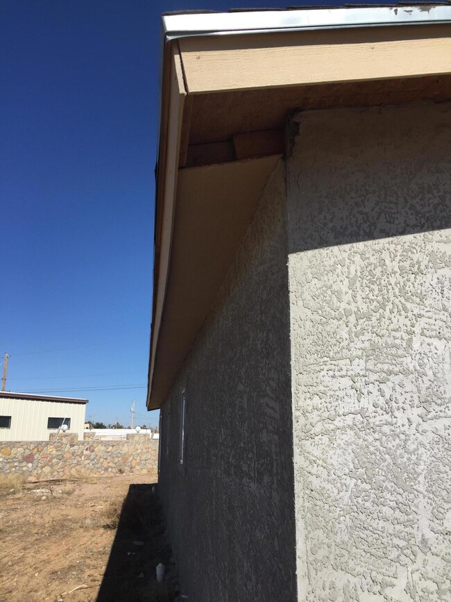 997 Kenton Rd, El Paso, TX 79928 - photo 7