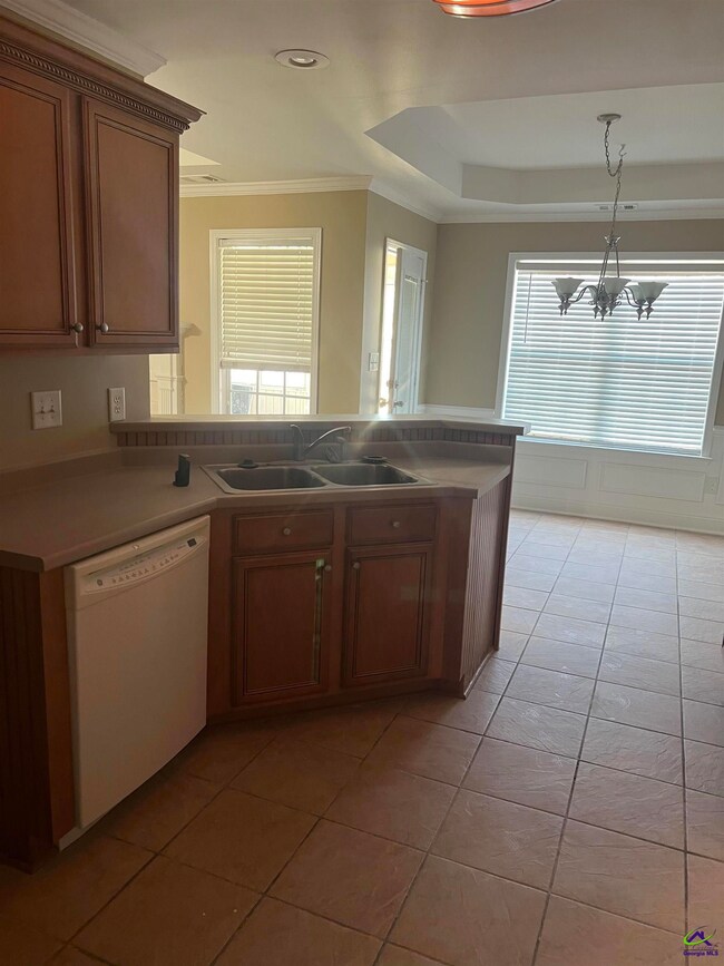 202 Chasen Ct, Byron, GA 31008 - photo 3