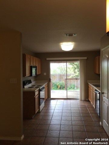 8707 Shaenfield Place, San Antonio, TX 78254 - photo 5