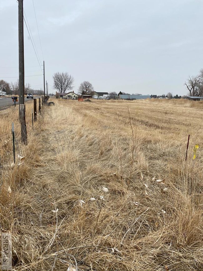 TBD S 500 W unit Par 2, Blackfoot, ID 83221 - photo 7