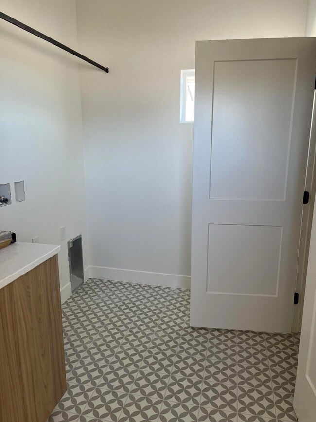 4511 W 300 N, Cedar City, UT 84720 - photo 7