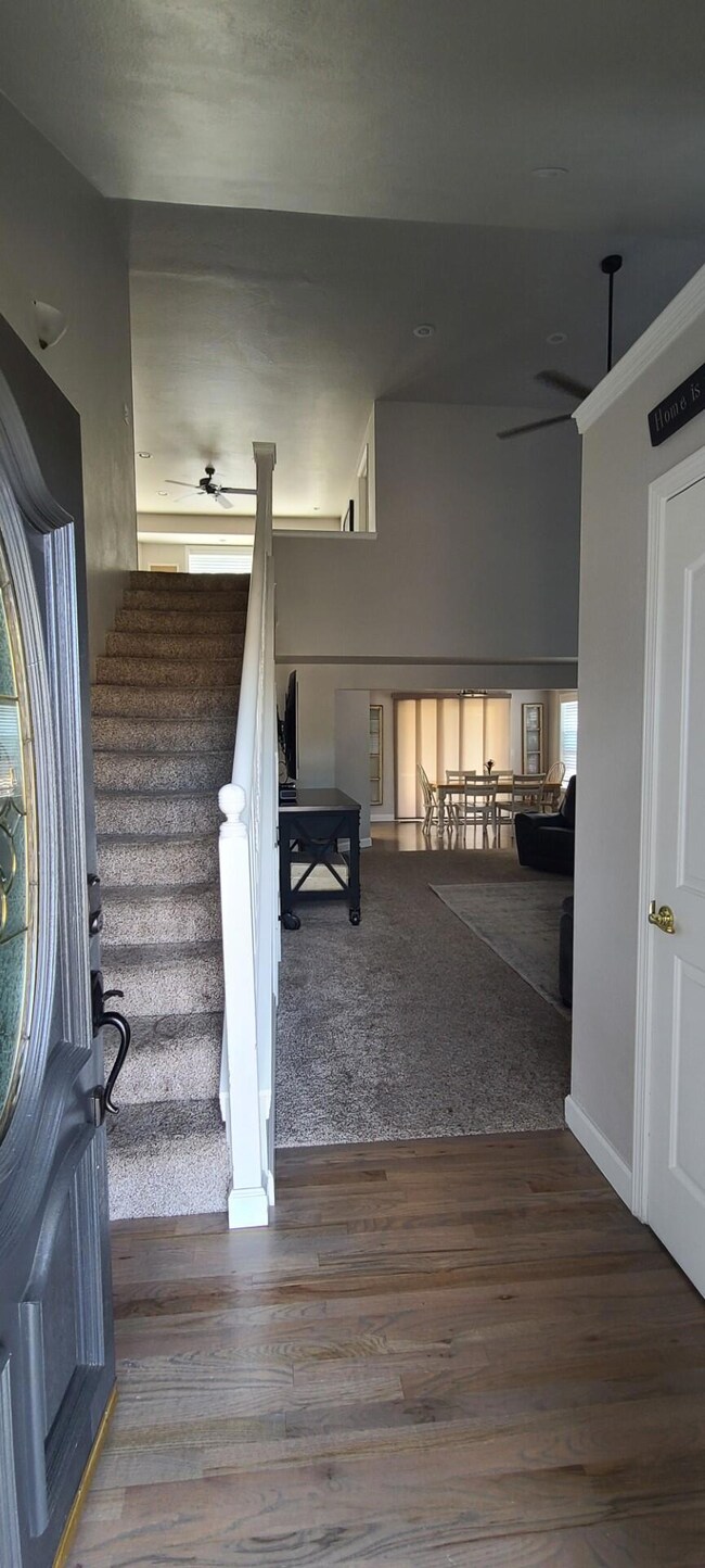 1199 Wedgewood Dr, Central Point, OR 97502 - photo 2