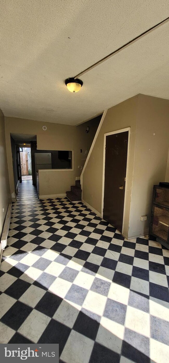 314 Bell Aly, Reading, PA 19602 - photo 4