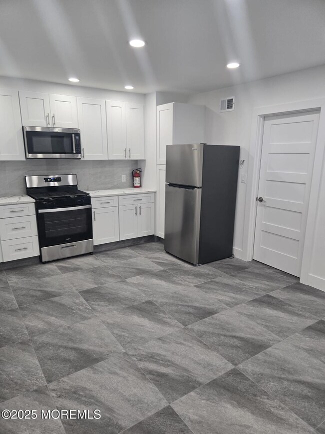 186 Coleman Ave unit C&D, Long Branch, NJ 07740 - photo 7