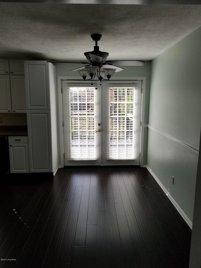 9018 Brandywyne Dr, Louisville, KY 40291 - photo 5