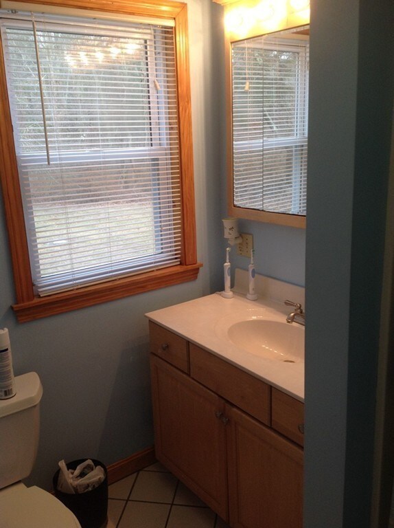 16 Center St, Westport, MA 02790 - photo 7